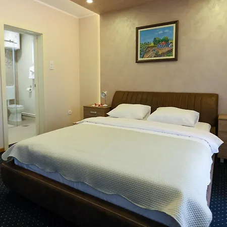 Smestaj Tank, Pancevo * Salasi