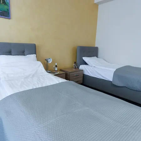 شقة Smestaj Tank, Pancevo