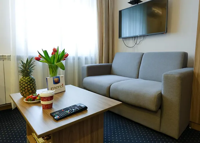 Smestaj Tank, Pancevo 아파트 *